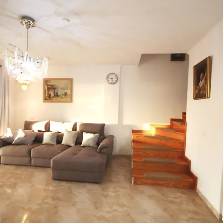 別荘 Cozy Townhouse With Ocean Views In