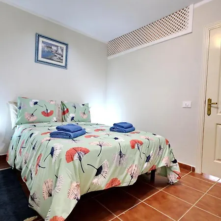 Cozy Townhouse With Ocean Views In Appartement