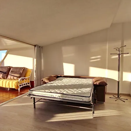 Feriehus Cozy Townhouse With Ocean Views In