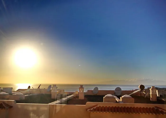 Tatil Evi Cozy Townhouse With Ocean Views In Costa Adeje